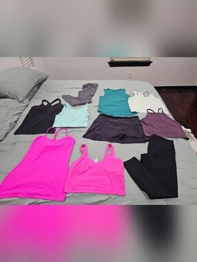 Lululempn Bundle Size 8 And 10